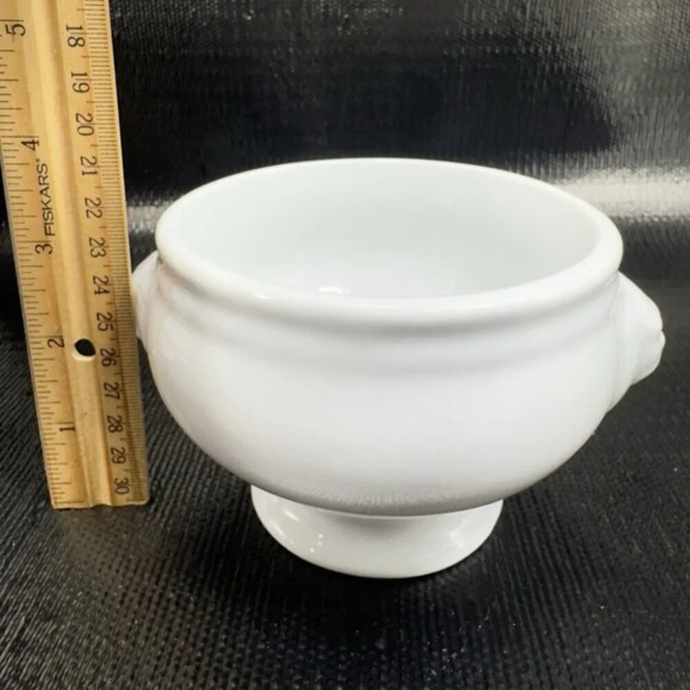 Bistro By Over And Back Lions Head White Porcelain Pedestal Bowl Dish Set2 Bowls